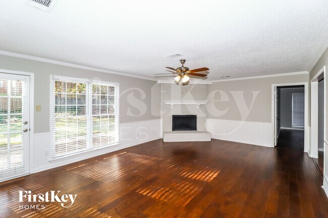 Foto del edificio - 2175 Carrollwood Ln