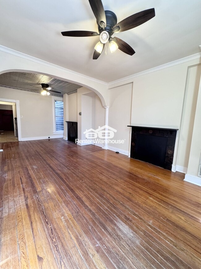 Building Photo - 1802 Gough St