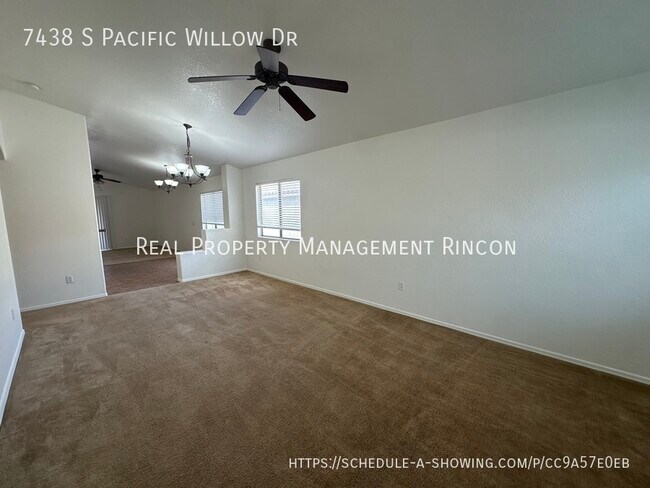 Foto del edificio - 7438 S Pacific Willow Dr