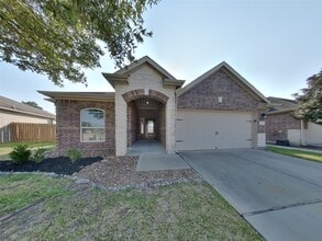 Building Photo - 7627 Daisy Port Ln