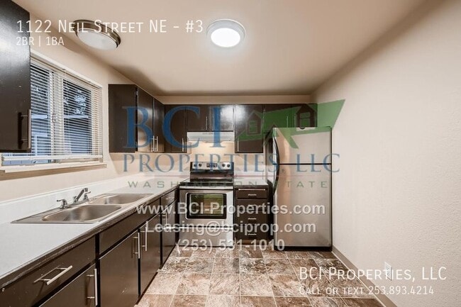 Building Photo - 1122 Neil St NE