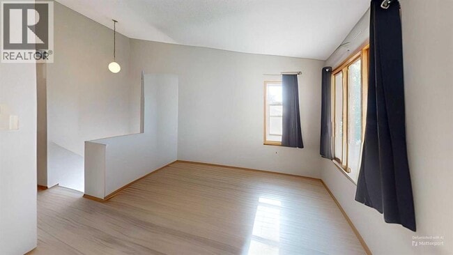 Building Photo - 1907-196A 6a Ave N