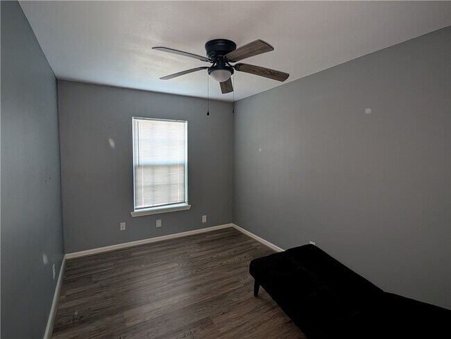 Foto del edificio - 4110 Lowman St