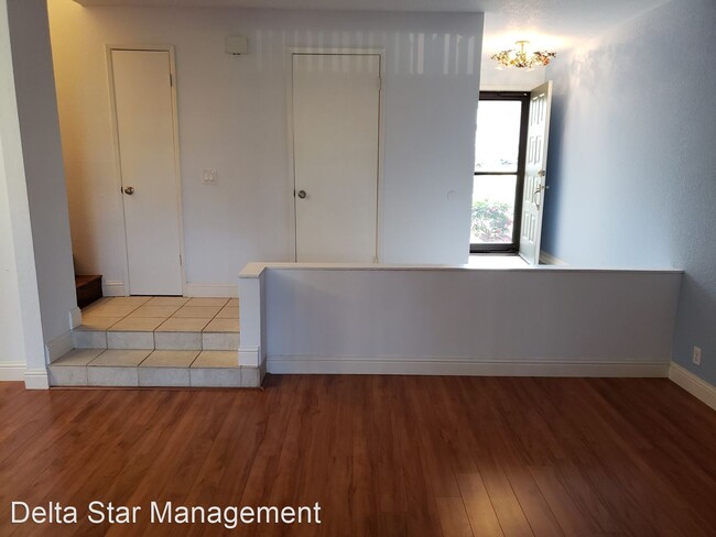 Building Photo - 3 br, 2.5 bath House - 5748 ELIZABETH LANE