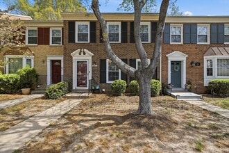 Building Photo - 8239 Dr Craik Ct