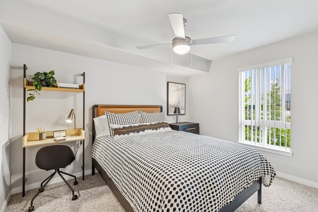 Building Photo - Adara at Totem Lake