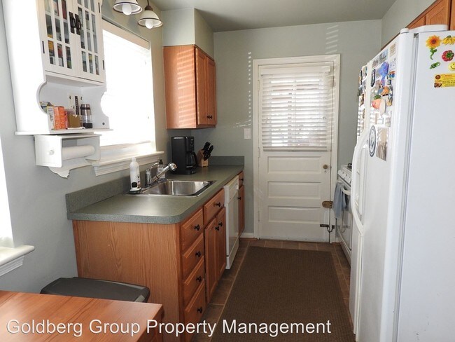Foto del edificio - 9608 Evergreen St