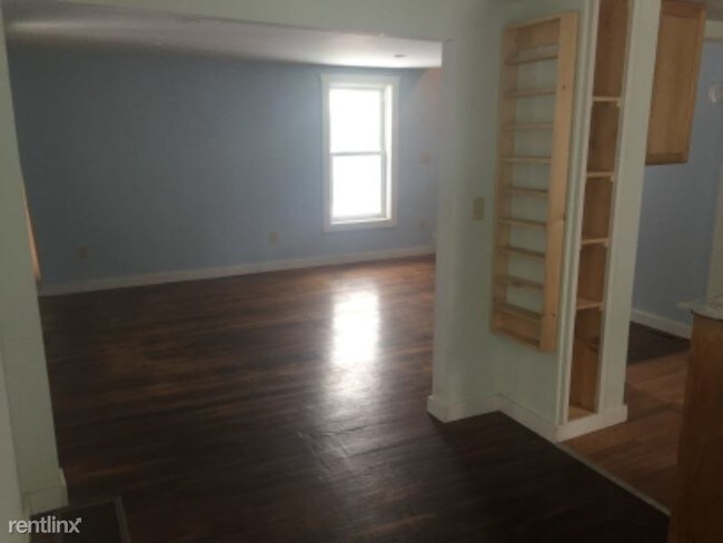 Building Photo - 2 br, 1 bath House - 953 Lawrence Ave