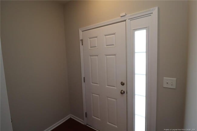 Building Photo - 110 Fanwood Ct