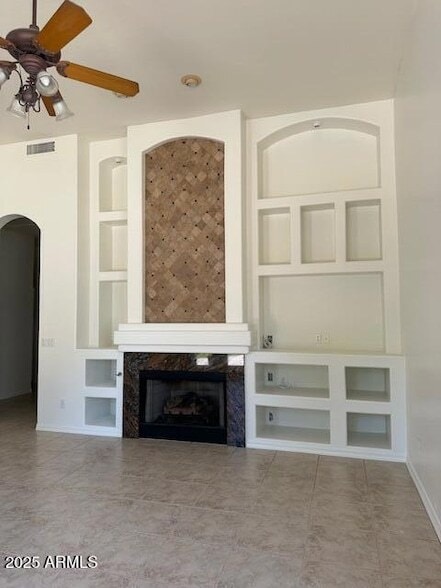 Building Photo - 3631 S Greythorne Way