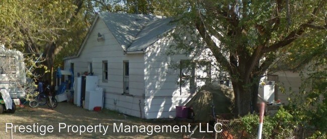 Building Photo - 2417 SE 15th St