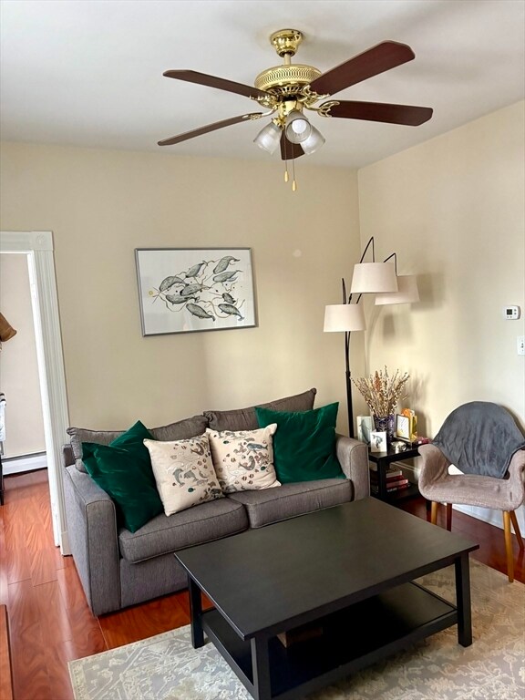 Building Photo - 15 Snow St