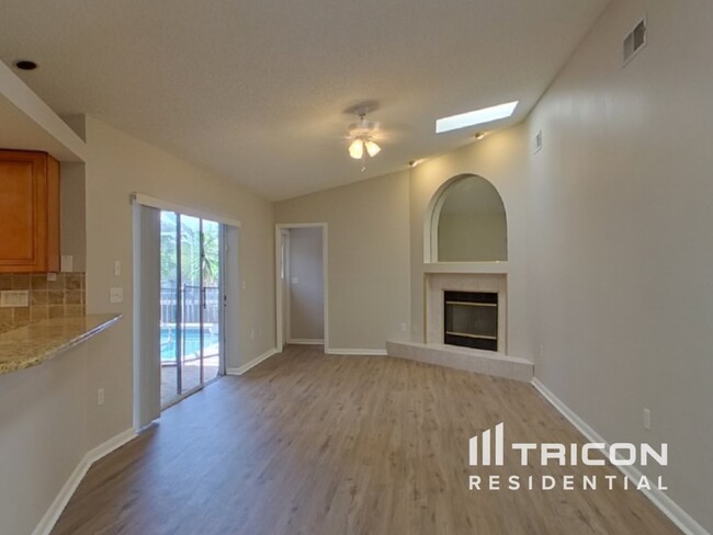 Building Photo - 1559 McAuliffe Ln