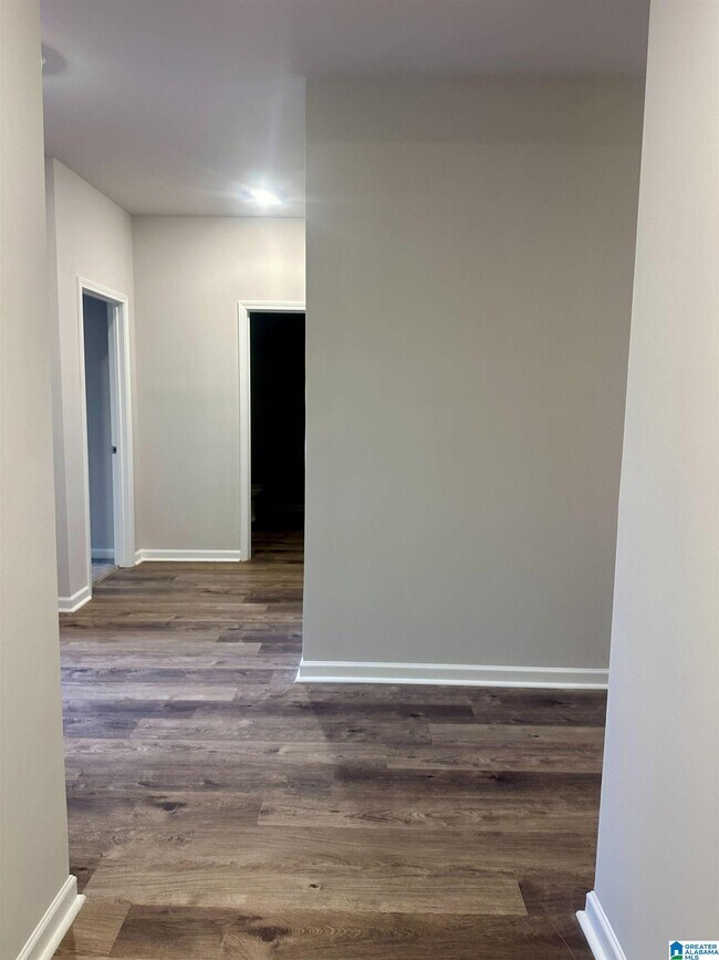 Foto del edificio - 1015 Brookhaven Ln