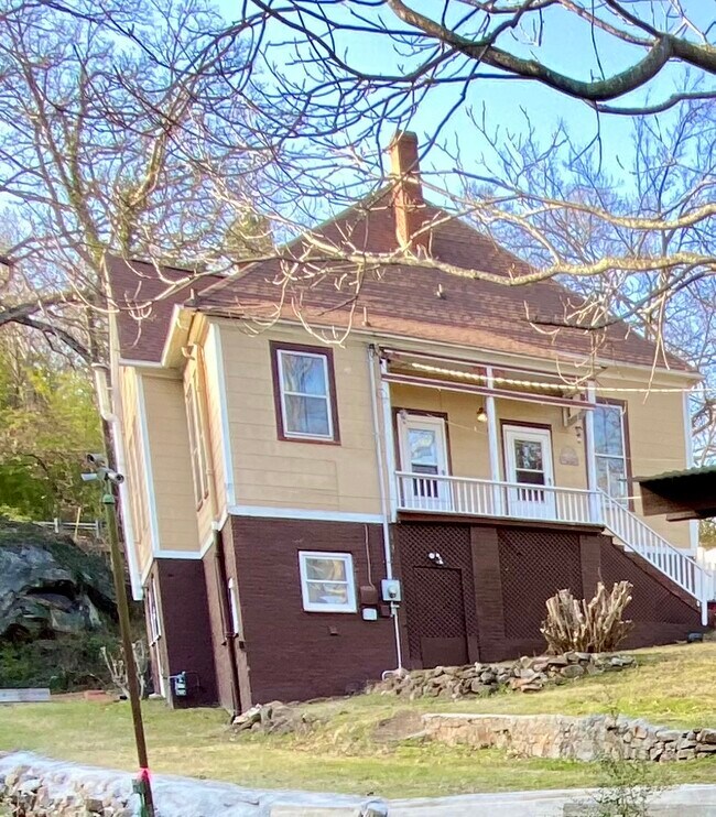 Building Photo - 4103 Alabama Ave