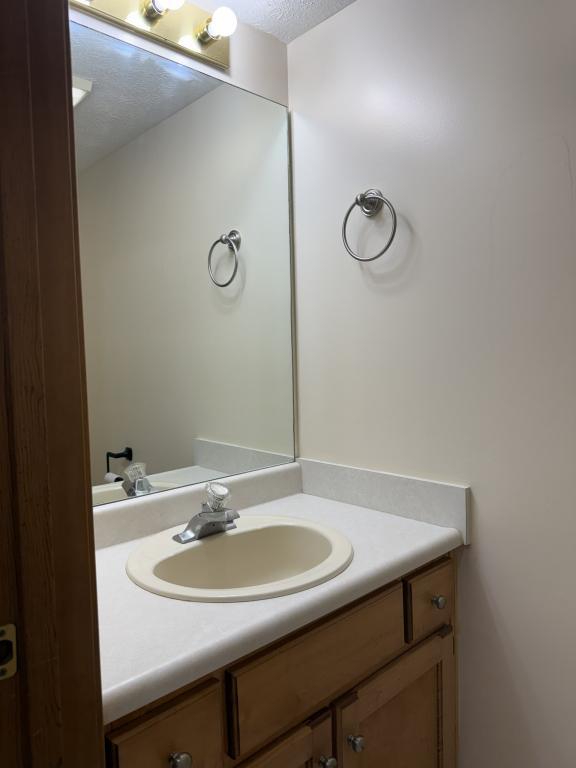 Building Photo - 225 Schlaefer Way