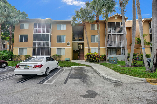 Foto del edificio - 4015 W McNab Rd