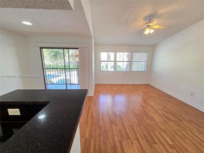 Foto del edificio - 15650 SW 105th Ln