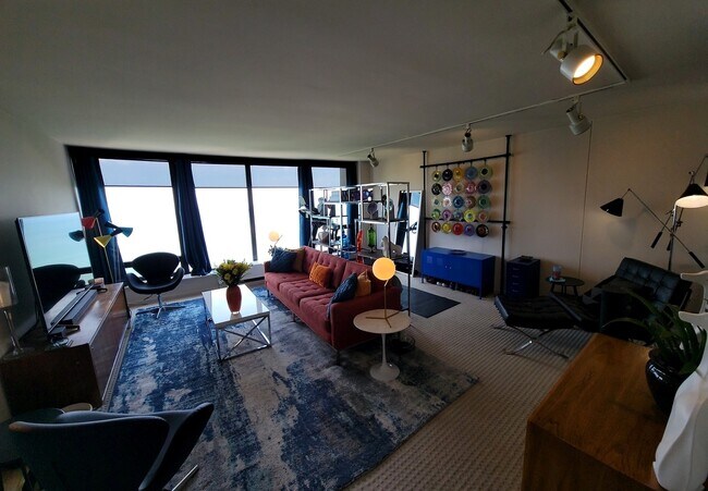 Foto del edificio - 5445 N Sheridan Rd