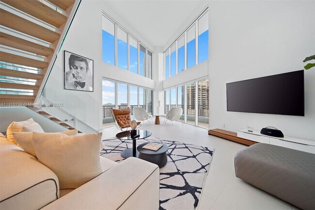 Foto del edificio - 60 SW 13th St