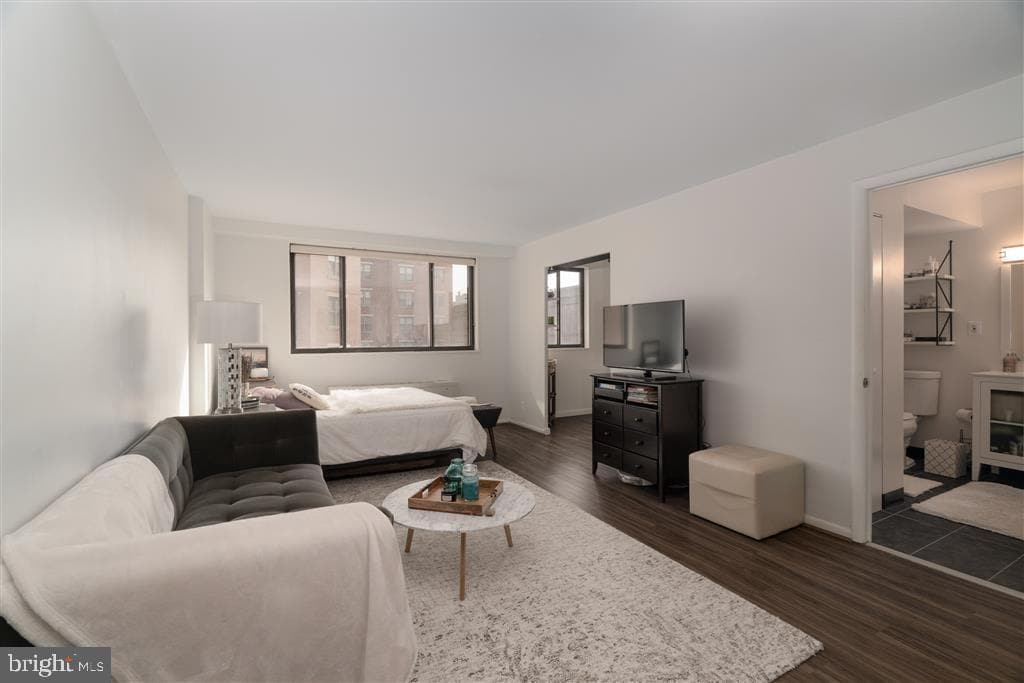 Primary Photo - 1435 P St NW