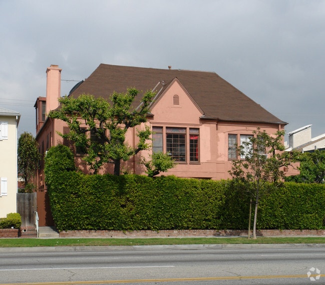 Building Photo - 9517 W Olympic Blvd