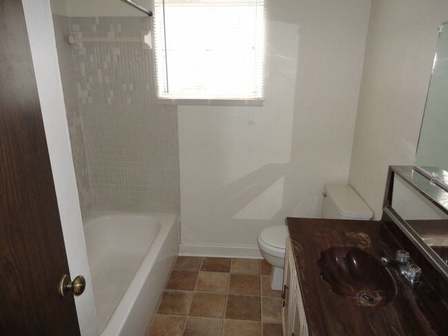 Foto del edificio - 713 SW 75th St