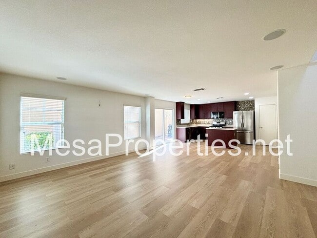 Building Photo - 11433 Mountain View Dr