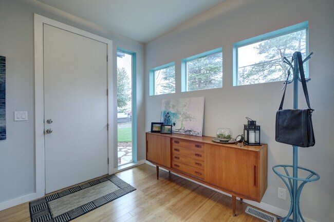 Building Photo - 3525 SW 100th St