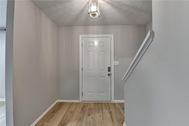 Foto del edificio - 3876 Meadow Creek Dr
