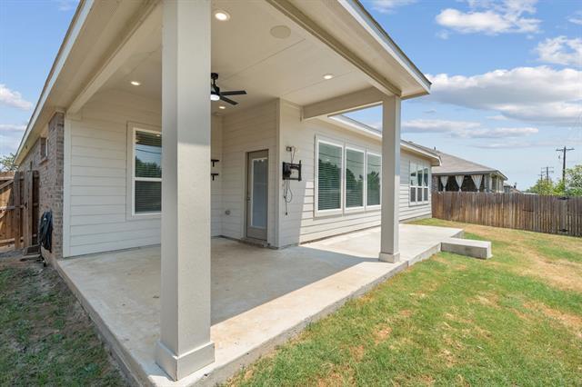 Building Photo - 1440 Lakeview Dr