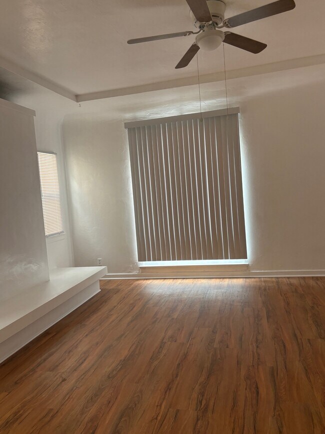 Foto del edificio - 1505 S Redondo Blvd