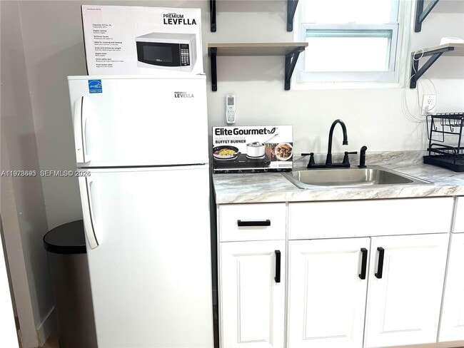 Foto del edificio - 8235 SW 41st Terrace