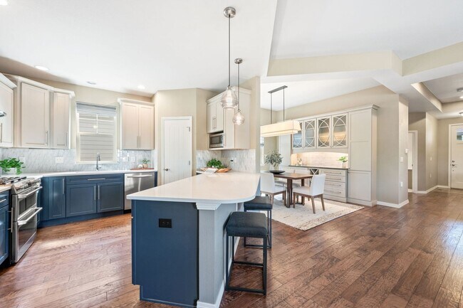 Foto del edificio - 742 Meadowlark Ln