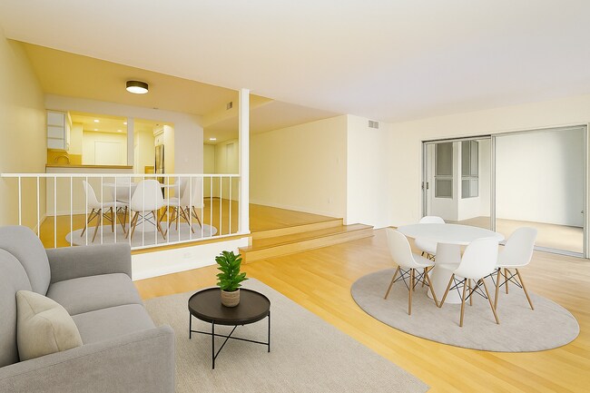 Building Photo - 4807 Woodley Ave