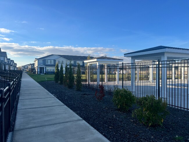 Foto del edificio - 4112 W Cirrus Ln