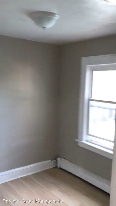 Foto del edificio - 145 N 4th St