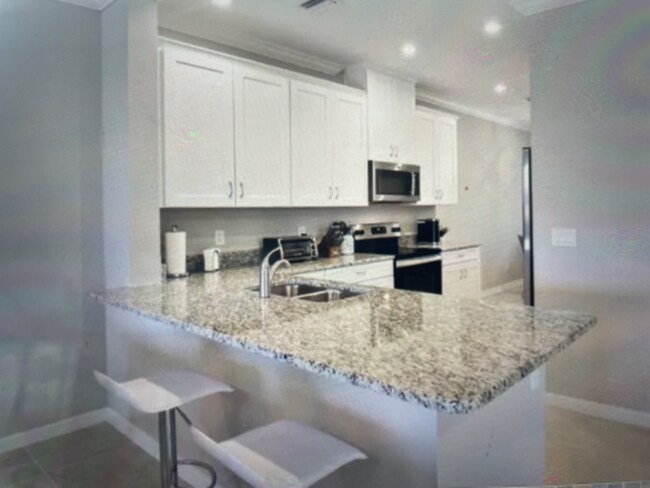 Building Photo - 9393 Pocida Ct