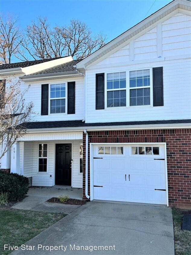 3 br, 2.5 bath House 4910 Laura Jeanne Blvd House Rental in