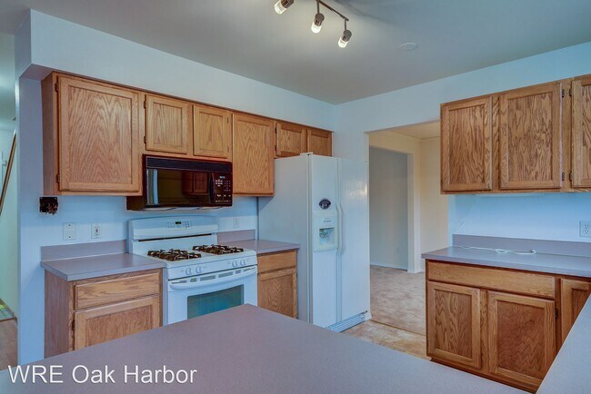 Foto del edificio - 4 br, 3 bath House - 1541 SW 8th Ave