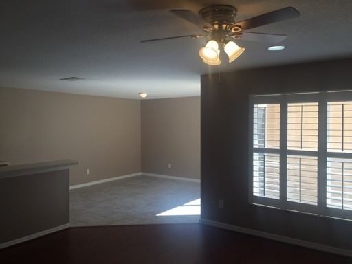 Foto del edificio - 3 br, 2.5 bath House - 14670 WATER LOCUST ...