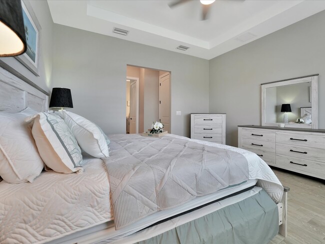 Building Photo - 25509 Royal Tern Ln