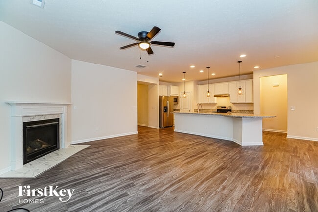 Building Photo - 6654 Cat Singer Cir