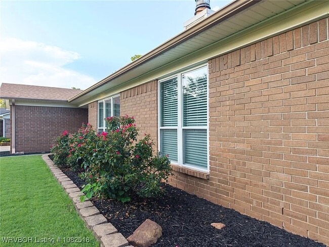 Building Photo - 3203 S 65th Cir