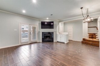 Building Photo - 3401 Binkley Ave