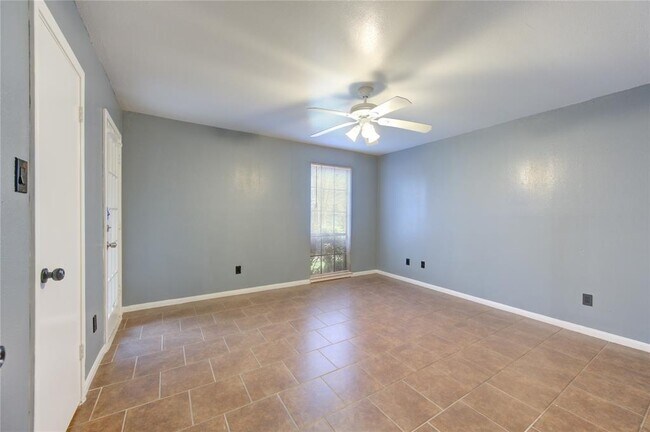 Foto del edificio - 12500 Sandpiper Dr
