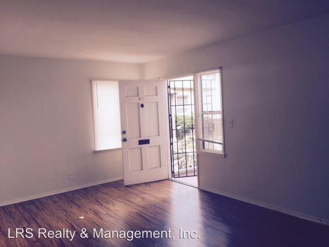 Foto del edificio - 124431/2-12032-32 W Magnolia Blvd