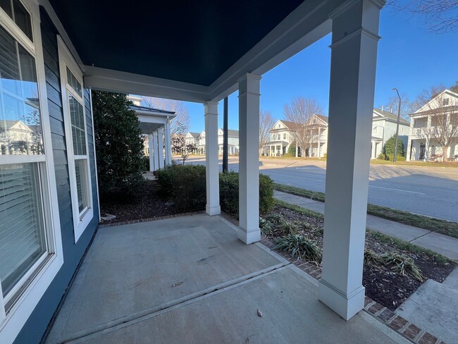 Foto del edificio - Stunning 3BD, 2.5BA Raleigh Home Located i...