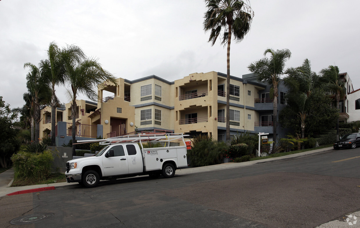 Primary Photo - Mission Hillside Condominiums