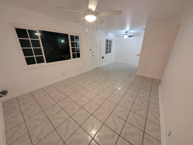 Foto del edificio - 5551 79th St